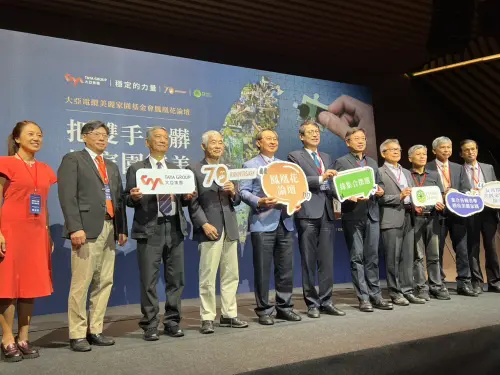 大亞「2025鳳凰花論壇」串連在地力量　擘劃百年永續藍圖
