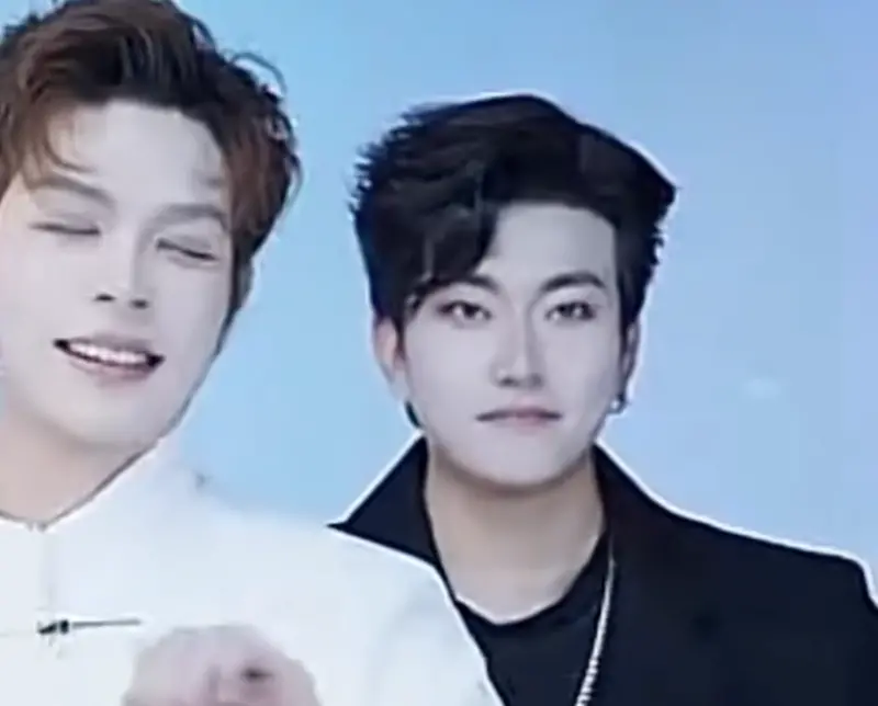 ▲中國男博主（右）撞臉台灣百萬YouTuber「九妹」Joeman受到討論，Joeman也親自回覆，讓網友笑稱他真的是實力派。（圖／翻攝自Threads）