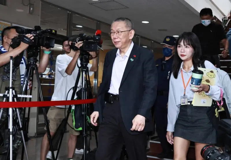 ▲高等法院撤銷柯文哲7千萬交保的裁定，發回台北地院，他恐怕會重回看守所。（圖／記者吳翊緁攝，2025.09.11）