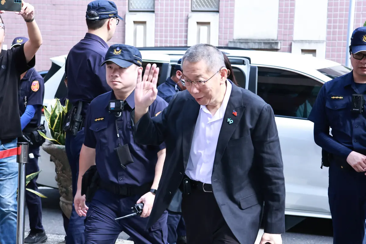 ▲柯文哲7千萬交保遭撤銷發回台北地院更裁，法官決定9月15日上午重開羈押庭。（圖／記者吳翊緁攝，2025.09.11）