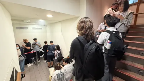 直擊／藏壽司聯名吉伊卡哇！首日晚上爆人潮　貪食蛇人龍畫面曝光
