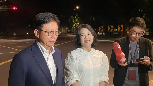 宴請綠委！賴清德談經濟「股市破2萬5」：大家要對執政有信心
