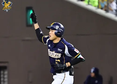 中職／許庭綸致勝3分砲！首轟獻給離世的阿嬤：希望在天上有看到
