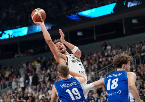 ▲德國年輕核心瓦格納在準決賽貢獻22分，火力全開搭檔施洛德，聯手帶領德國闖進決賽，力拚隊史第二座歐錦賽冠軍。（圖／路透／達志影像）