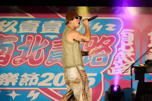 玖壹壹送LuLu、陳漢典大禮！獻唱破億神曲、嗨喊粉絲送祝福
