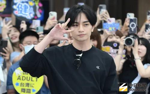 中職／中島健人超敬業！一出機場就趕赴大巨蛋　進行全場彩排走位
