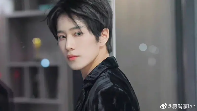▲29歲大陸男星蔣智豪2023年確診肺腺癌末期，今年7月更是被宣判僅剩3個月壽命，（圖／蔣智豪Ian 微博）