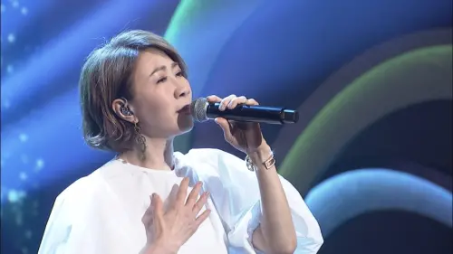 ▲李翊君（如圖）久違同台康康曝28年私交！蘇宥蓉與偶像合唱遭調侃：可退圈了。（圖／中視提供）