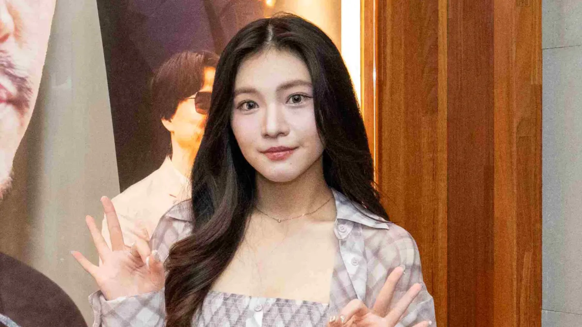 ▲李紫嫣首扛電影女主角大旗！她在《突破：三千米的泳氣》中與李㼈也扮演父女，日前經紀公司包場，邀請她的演藝圈好友觀賞，超強演技一度逼哭同團姐妹。（圖／星光瑞瑞提供）