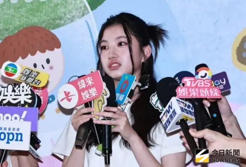李千娜女兒哭了！21歲顧穎正式出道　與繼父黃尚禾私下互動曝光
