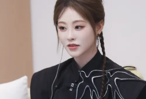 祝緒丹節目中「跳1下」喊頭痛！醫師驚覺不對勁：趕快去醫院檢查
