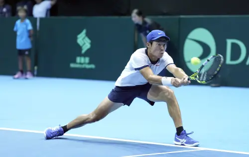 ▲第4點曾俊欣與謝爾再度交手，曾俊欣整場僅讓對手抓到一次破發機會，卻也正是那唯一的機會成為關鍵。謝爾躲過3個破發點危機，以7：6（2）、6：4直落二勝出。（圖／海碩整合行銷提供）