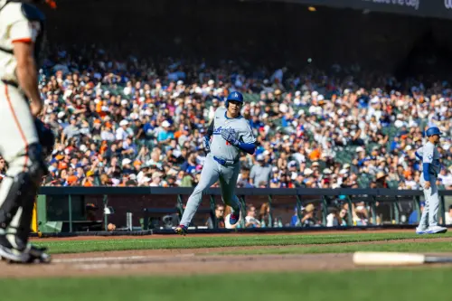 MLB／大谷翔平寫生涯得分新高！康佛托3安猛打賞　道奇10：2巨人
