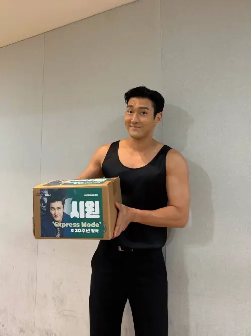 ▲始源（如圖）發文哀悼查理柯克掀起熱議。（圖／始源X@siwonchoi）