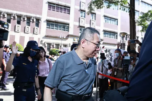 「北檢抗告沒提李文宗高院卻提」　柯文哲律師批撤銷交保訴外裁判
