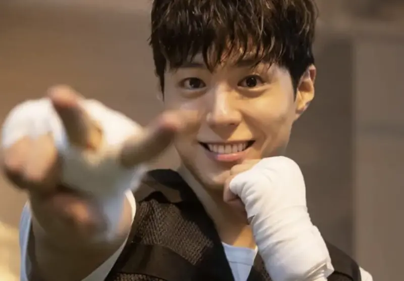 ▲男星朴寶劍的高人氣使他的見面會周邊、門票被翻倍販賣，為此他變身黃牛警察，親自上線制止，引起許多討論。（圖／朴寶劍IG@bogummy）