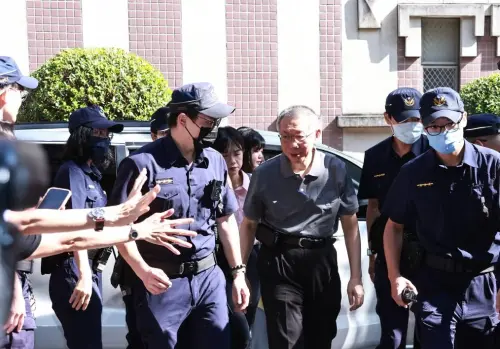 柯文哲又怒了！斥檢察官「證人全禁止接觸」惡劣　法官急勸架
