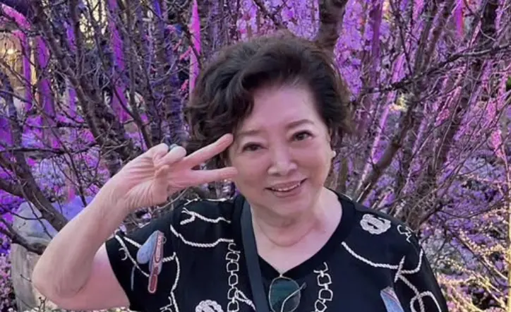 ▲陳淑芳上個月才在金馬獎中拿下終身成就獎，今（15）日就獲得金鐘獎特別貢獻獎，對此她謙虛回應：榮耀屬於所有人。（圖／翻攝自chenshufang_0702）