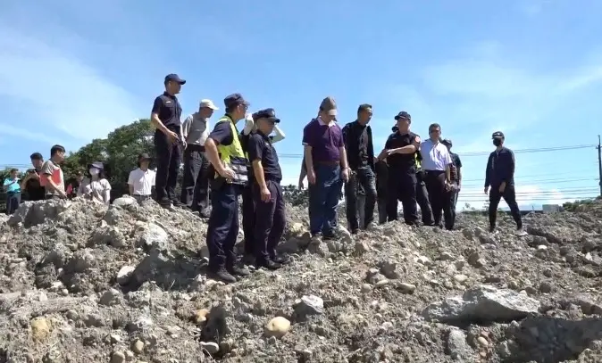 ▲針對議員們質疑美濃農地盜採案，高市府今嚴正表示，市府對農地與環境保護一向秉持「嚴查嚴辦、零容忍」的原則，所有涉及到不法，不分藍綠一律嚴辦到底。（圖／高市府提供）