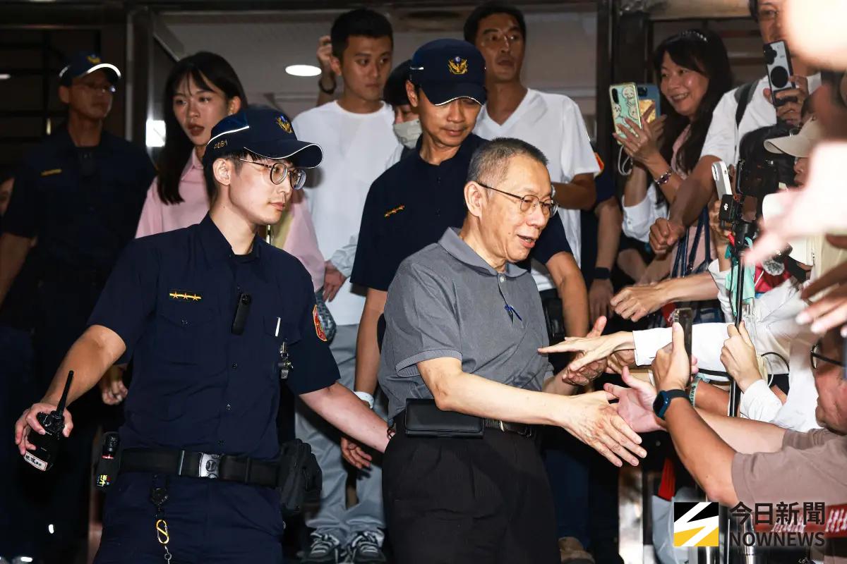 ▲柯文哲向妻子陳佩琪表示害怕見到人群，人一多就感受莫名壓力。（圖／記者葉政勳攝）