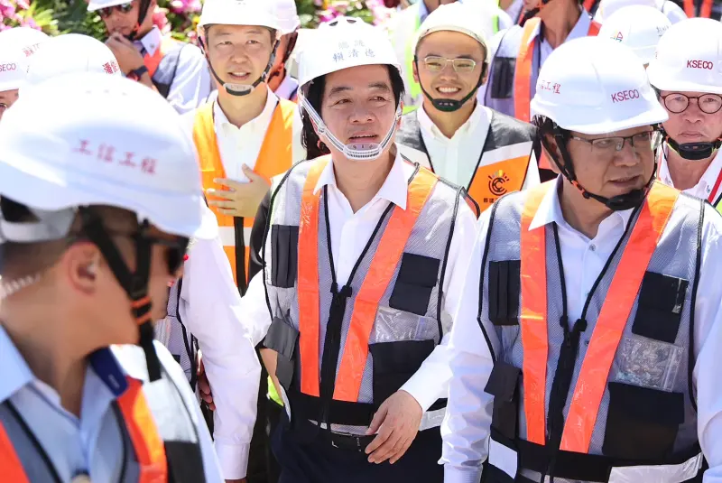 ▲最新民調結果顯示，高達63%不滿意總統賴清德的兩岸政策。（圖／記者朱永強攝）