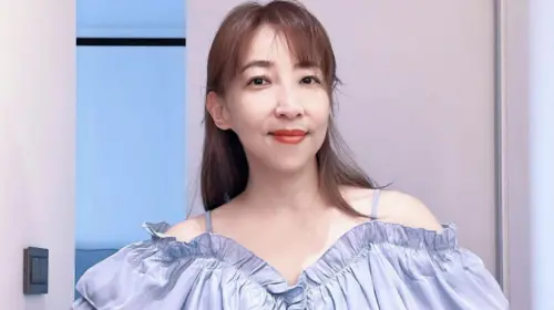 50歲陳玉珊開戰前夫Jason！婚內出軌助理20年內幕曝光：是個騙子
