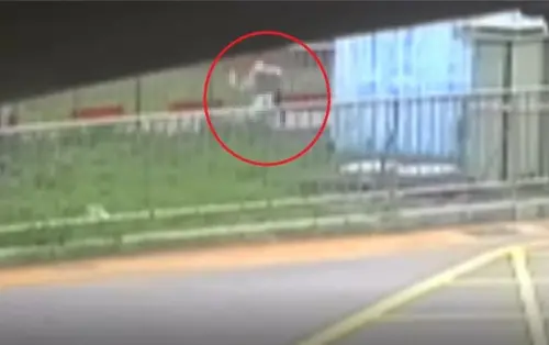 快訊／台中女大一新生遭17歲男友當街砍11刀身亡　校方悲痛發聲
