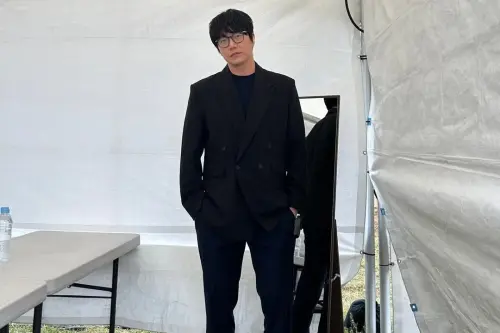 ▲成始璄來台主持金唱片前惹議！曝違法經營公司14年　恐處2年徒刑。（圖／成始璄IG@mayersung）