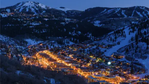 ▲勞勃瑞福在1969年收購了美國猶他州一個滑雪場，並改名為日舞渡假村（Sundance Resort），成為日舞影展每年舉辦地點。（圖／Sundance Film Festival官網）