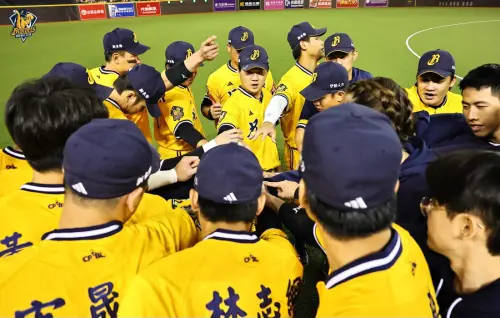 中職／中信兄弟再敗味全龍！魔術數字熄燈　下半季龍頭恐拱手讓人
