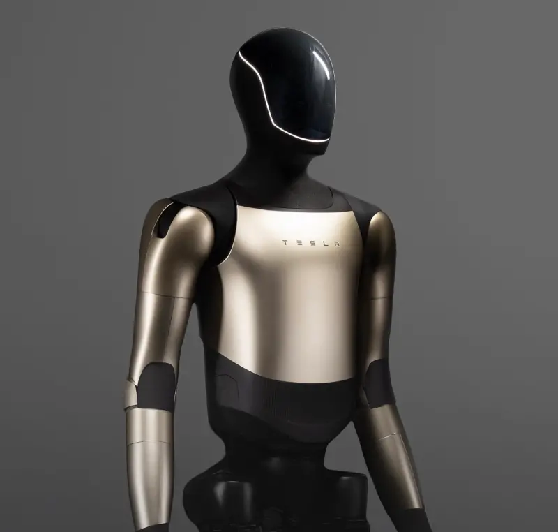 ▲特斯拉執行長馬斯克預告最新人形機器人Optimus V3要來了，2026年量產，市場看好台灣供應鏈沾光。（圖╱取自特斯拉官方微博）