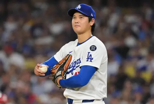 ▲美國職棒大聯盟（Major League Baseball）洛杉磯道奇日本二刀流球星大谷翔平日前竟親口透露自己有可能在季後賽出現在外野守備位置，對此大聯盟記者哈里根（Thomas Harrigan）也分析大谷翔平守外野將為球隊帶來何種效益。（圖／路透／達志影像）