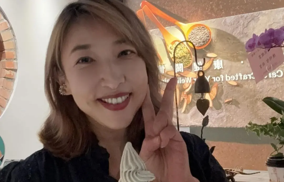 ▲陳玉珊昨（16）日凌晨於社群怒控前夫婚內出軌助理，欺騙婚姻20年，之後就未再發聲。而當晚，陳玉珊PO醫院病房照透露目前狀態，表示：我在做全世界最重要的事。（圖／陳玉珊IG@frankie_lives_free）