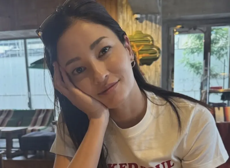 ▲黑木梅沙（如圖）和KAT-TUN前成員赤西仁離婚近2年，被爆出正在熱戀格鬥家三浦孝太。他因帥氣長相被稱「格鬥界許光漢」，就連小S都曾對他公開示愛。（圖／＠meisa_kuroki_ IG）