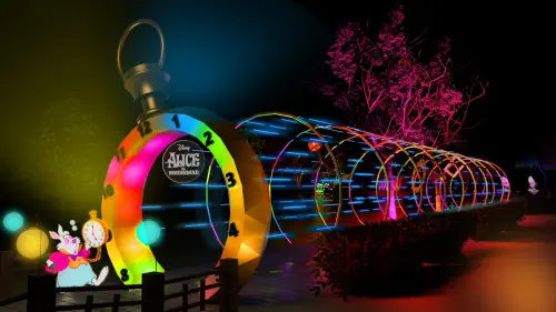 ▲「2025嘉義光織影舞」8大展區中的序曲，是「迫光的起點」。（圖／翻攝2025嘉義光織影舞官網）