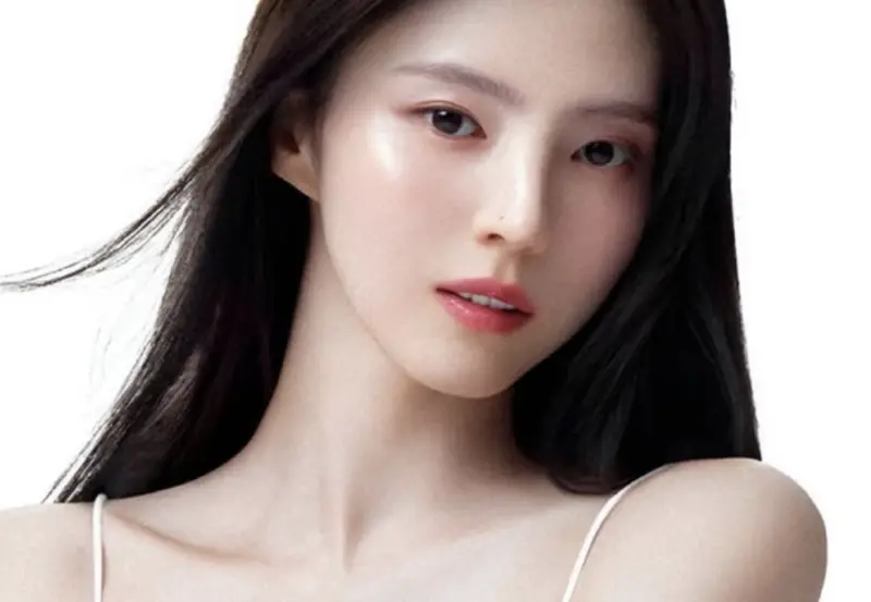 ▲人氣女星韓韶禧IG擁有千萬名粉絲，正在進行巡迴見面會行程的她，卻傳出票房不佳，首爾場門票甚至只賣出一半，歐美場次也因票房取消。（圖／韓韶禧IG＠xeesoxee）