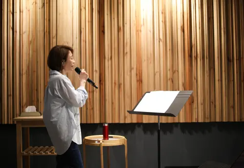 ▲李翊君（如圖）也是主張運動勝過節食，以保持體態的人。（圖／寬宏藝術提供）