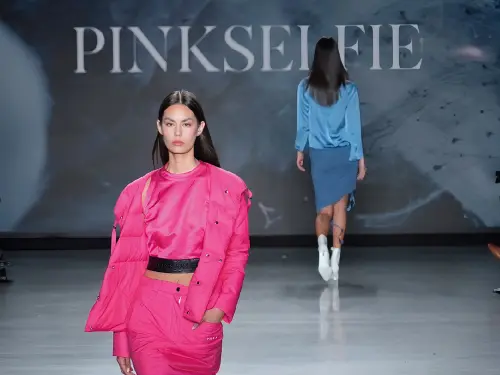 特企／PINK SELFIE 首登紐約時裝周　未來感與女性力量的時尚語言
