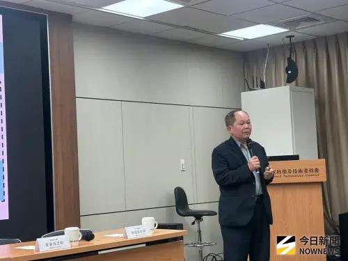 ▲經濟部產業技術司副司長周崇斌（圖／記者李青縈攝）