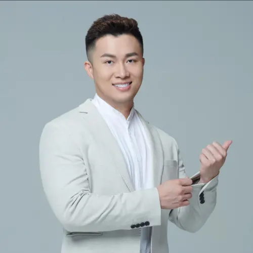 ▲大軍（如圖）遭控設局PEETA葛格。（圖／翻攝自呂宇晟臉書）