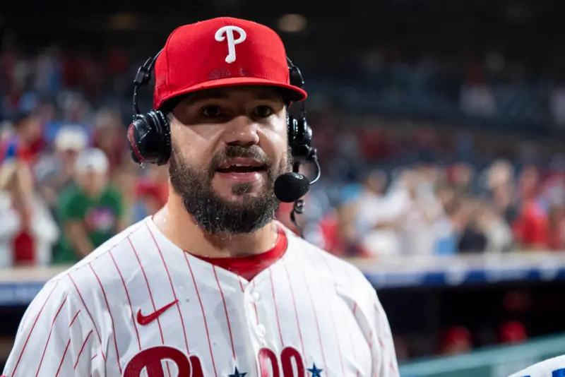 費城人不該先簽回舒瓦伯？日本球評分析：瑞爾穆托的順位在他之前