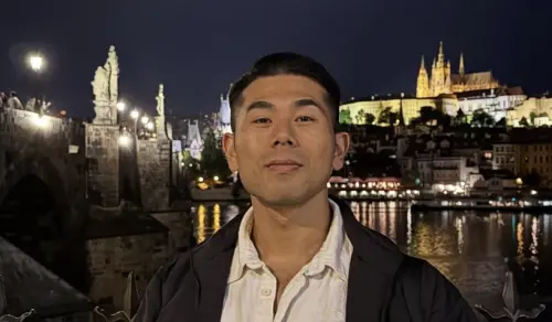 PEETA葛格遭爆呼麻、家暴又軟禁！13字吐心聲：憋屈往胃吞
