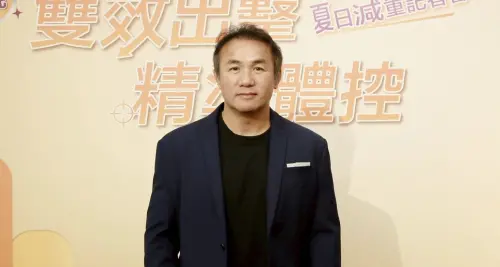 中職／張泰山赴美因「頭髮太多」被擋下！海關：護照上怎麼是光頭
