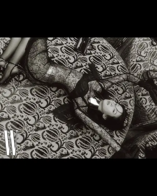 ▲文佳煐向來以大膽時尚著稱。（圖／文佳煐IG@m_kayoung）