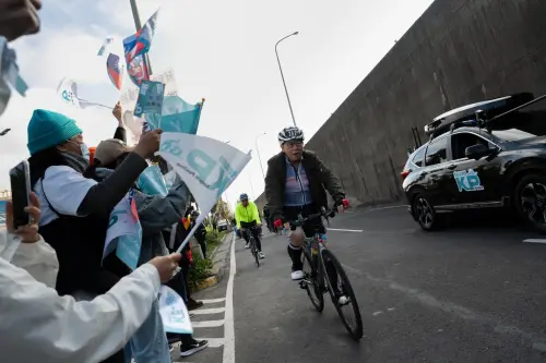 獨／也喊清清白白！人妻不想跟他騎　已婚男車友妒爆女方不倫戀
