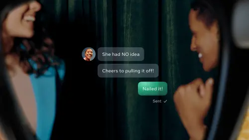 ▲單邊的螢幕，位置略微偏離視線中心，避免干擾視野，閒置數秒後自動隱藏顯示內容，避免分散注意力，科技感十足。（圖／官方提供）