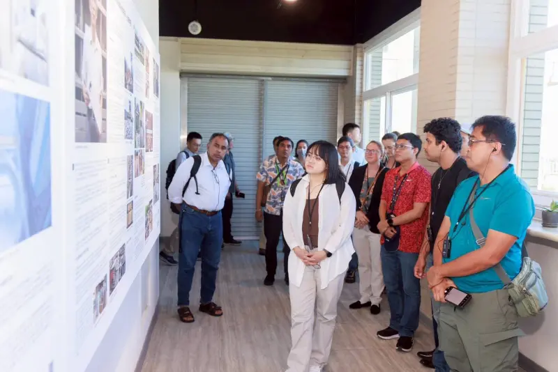 ▲來自美法等8國的海洋國際專家聆聽台灣回收再利用循環經濟的創意與行動力。（圖／海保署提供）