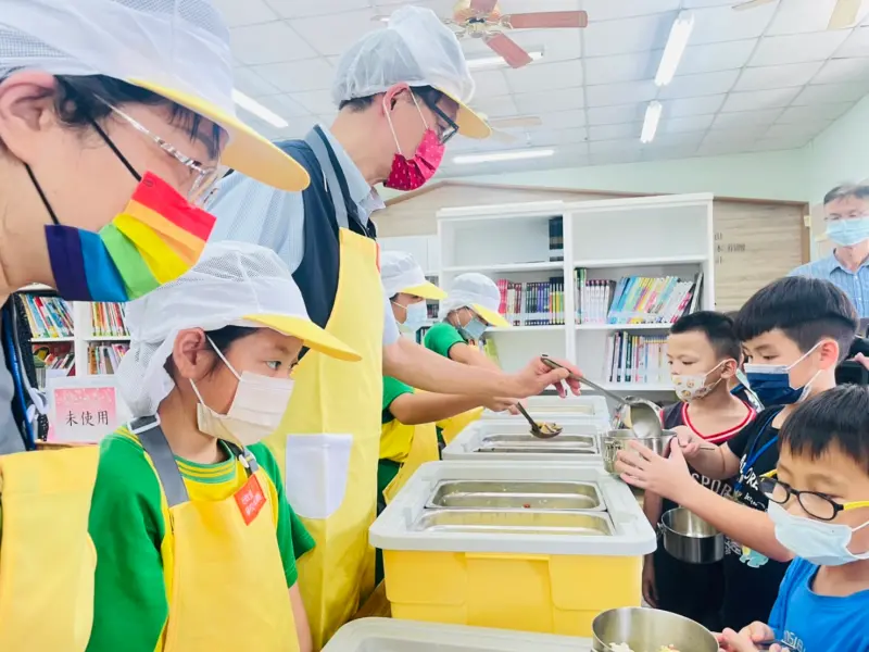 ▲台中市龍井區里長們為「台電補助營養午餐」一事與市府鬧翻。（圖／翻攝台中市政府臉書，2025.09.18）