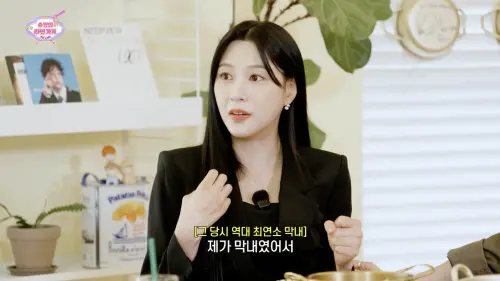 ▲夏榮分享當年登上《叢林的法則》時，因為過程太辛苦天天都在哭。（圖／翻攝自슈밍의 라면가게 YouTube）