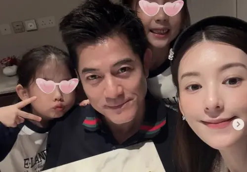 ▲郭富城（左）和老婆方媛（右）婚後感情極佳，原先僅育有2女，如今再迎來一胎男寶寶，喜上加喜。（圖／翻攝自IG@mokafy）